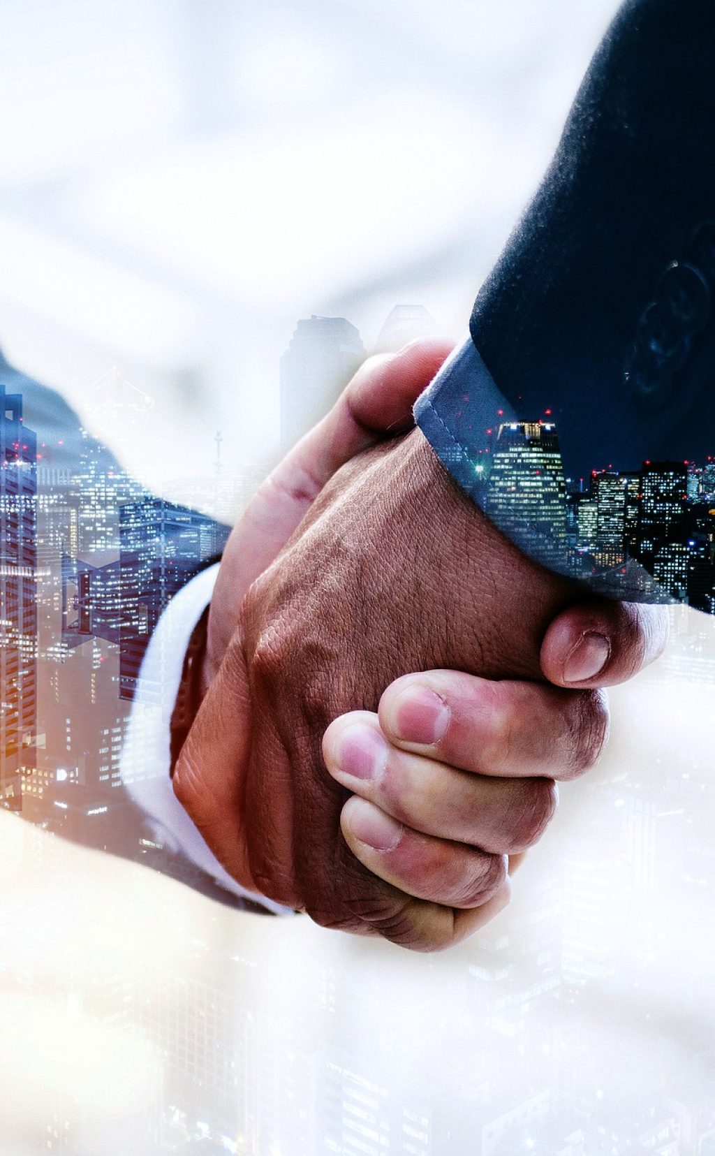 handshake-6701408_1920